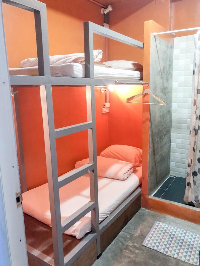 Green Home Hostel And Massage Bangkok Exteriér fotografie